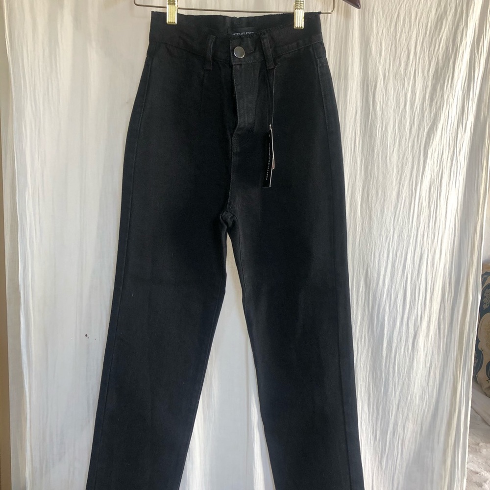 High waisted jeans